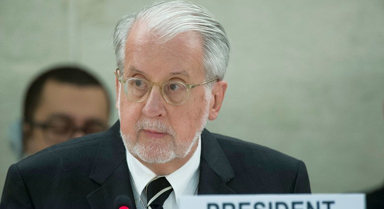 Председатель Независимой международной комиссии ООН по расследованию в Сирии Паулу Пиньейру.