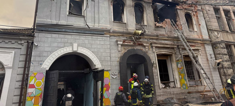 Поврежденный детский сад в Харькове, Украина. Фото из архива