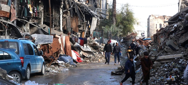 Гуманитарные службы усиливают помощь в Газе на фоне проливных дождей