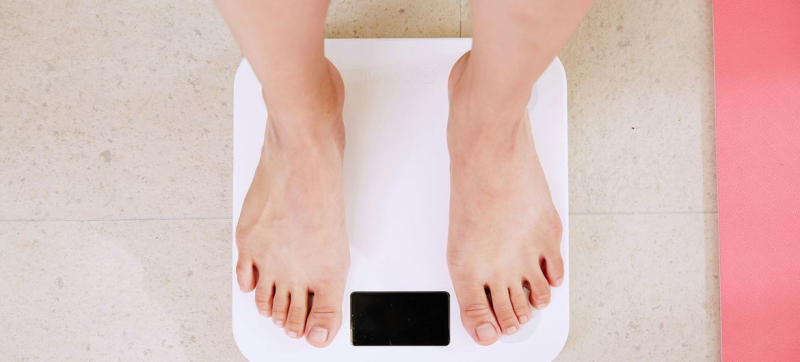 ВОЗ подчеркивает, что медикаментозная терапия не может быть единственным ответом на проблему ожирения.