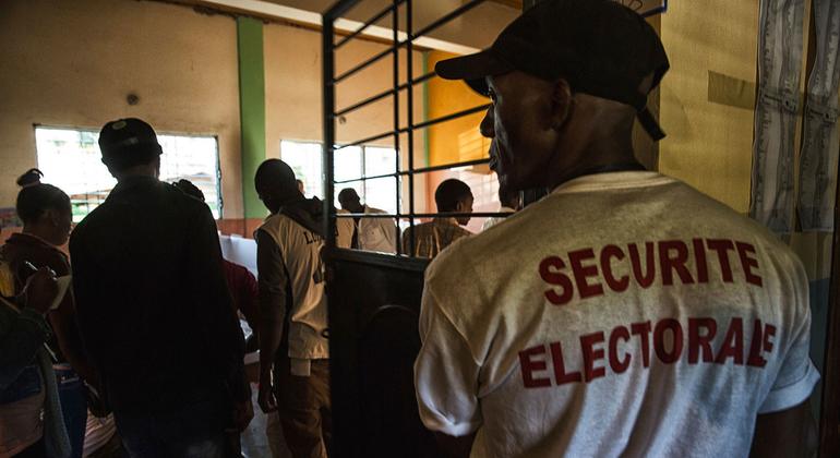 Гаити: почему кризис углубляется &ndash; и как ООН поддерживает страну