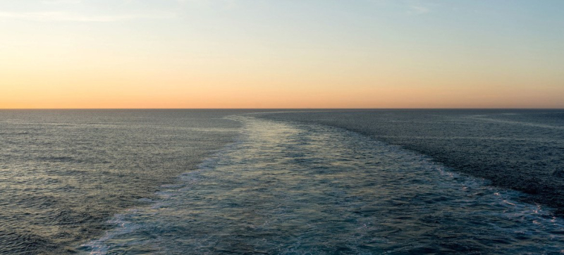 Кораблекрушения в Средиземноморье: сотни мигрантов числятся пропавшими без вести или погибли