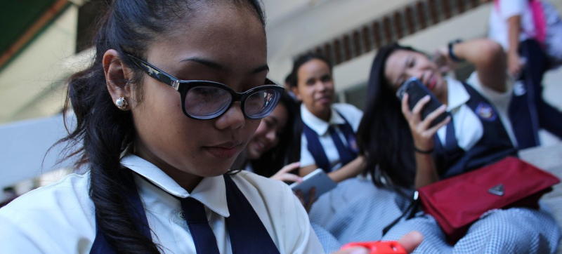 От дипфейков до груминга: в ООН предупреждают о нарастающих угрозах ИИ для детей