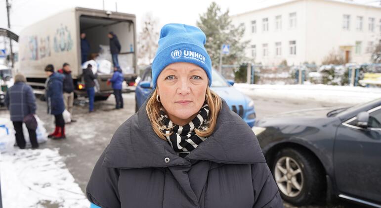 Украина: новая волна ударов оставила в разгар морозов без тепла и света сотни тысяч людей