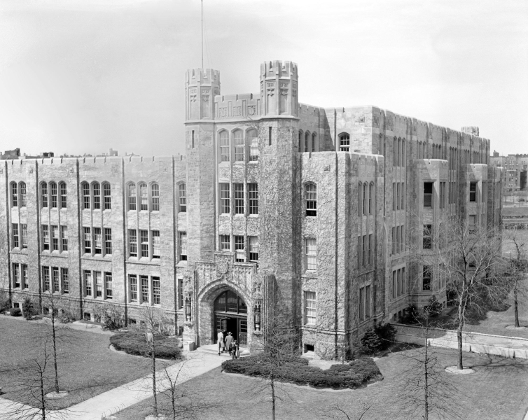 Колледж Хантера на фото в июне 1946 года