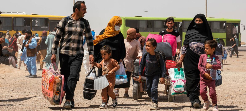 Ситуация в Афганистане: столкновения на границе с Пакистаном, приток возвращенцев из Ирана