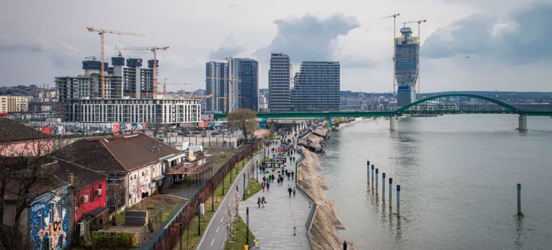 Сербия: главный правозащитник ООН обеспокоен ограничениями гражданских свобод