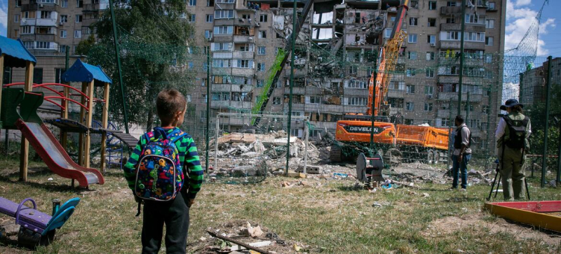 Заместитель Генсека ООН посещает Украину